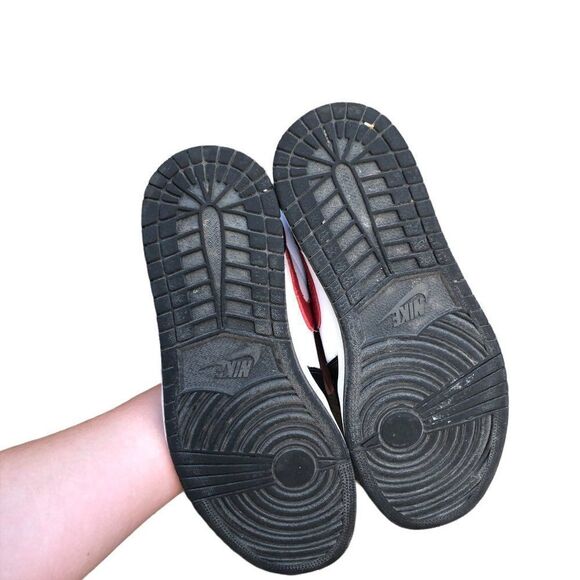 Nike Air Jordan 1 Retro High OG 'Gym Red' Size 10 - Picture 5 of 16